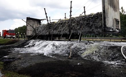 Na A4 pod Górą Św. Anny spłonęła ciężarówka
