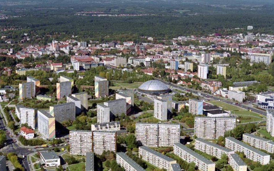 Ostatni raz granice stolicy regionu były nieznacznie regulowane w 1988 roku