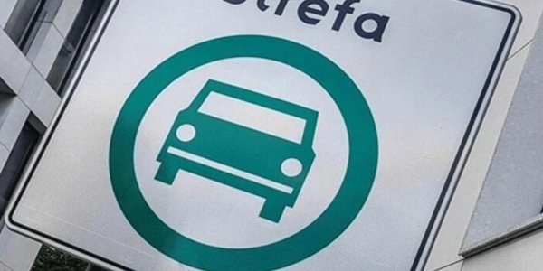 Pierwszy kierowca ukarany za wjazd do Strefy Czystego Transportu. Warszawa zaostrzy przepisy od 2026 roku