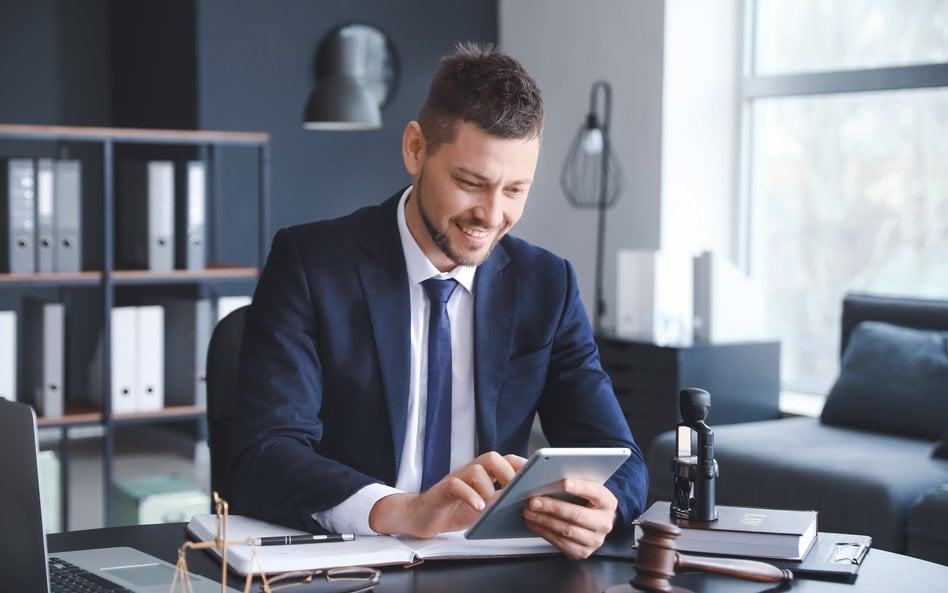 Użycie AI w pracy prawników firmowych było jednym z najważniejszych tematów poruszanych podczas waln