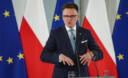 Dziś krytyka Hołowni jest elementem tej samej plemiennej polaryzacji, która wyniszcza polską polityk
