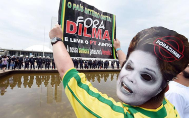 Demonstracja przeciwników prezydent Dilmy Rousseff w listopadzie, oskarżanej o doprowadzenie kraju d