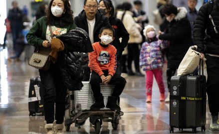 Linie z Korei Płd. wstrzymują loty do Wuhan. Boją się koronawirusa