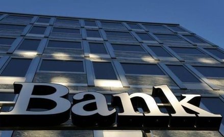 Zyski banków znowu spadają