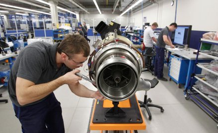 Firmy powoli odrabiają kryzysowe straty