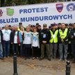 Służby mundurowe podczas wrześniowego protestu pod Kancelarią Premiera