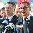 Posłowie PiS Przemysław Czarnek i Mateusz Morawiecki