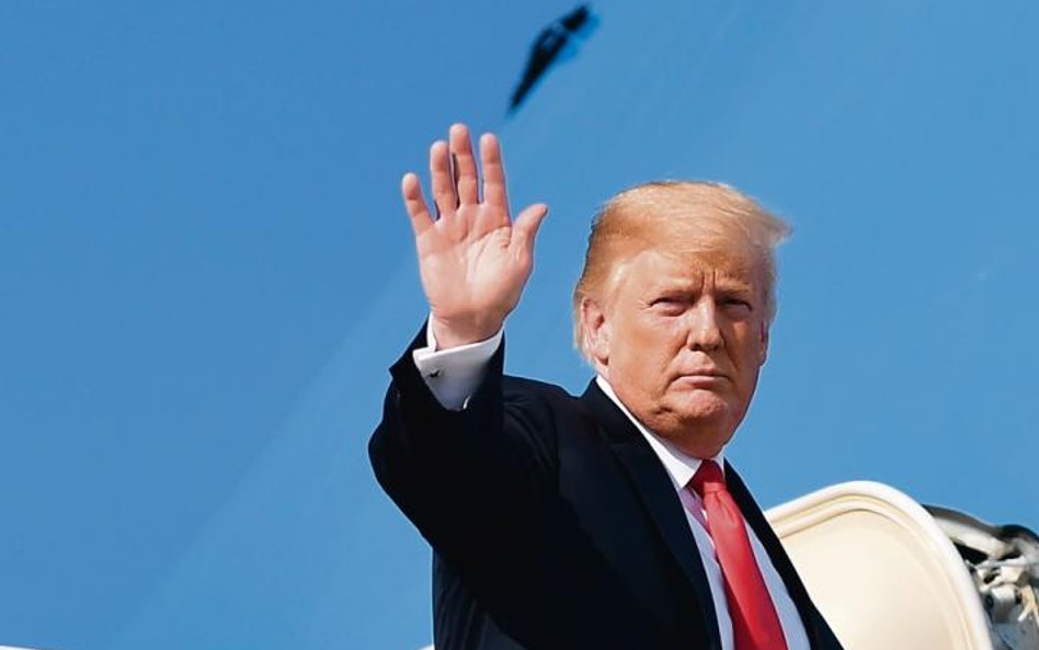 Donald Trump wygasił front meksykański, rozpala europejski i chiński.