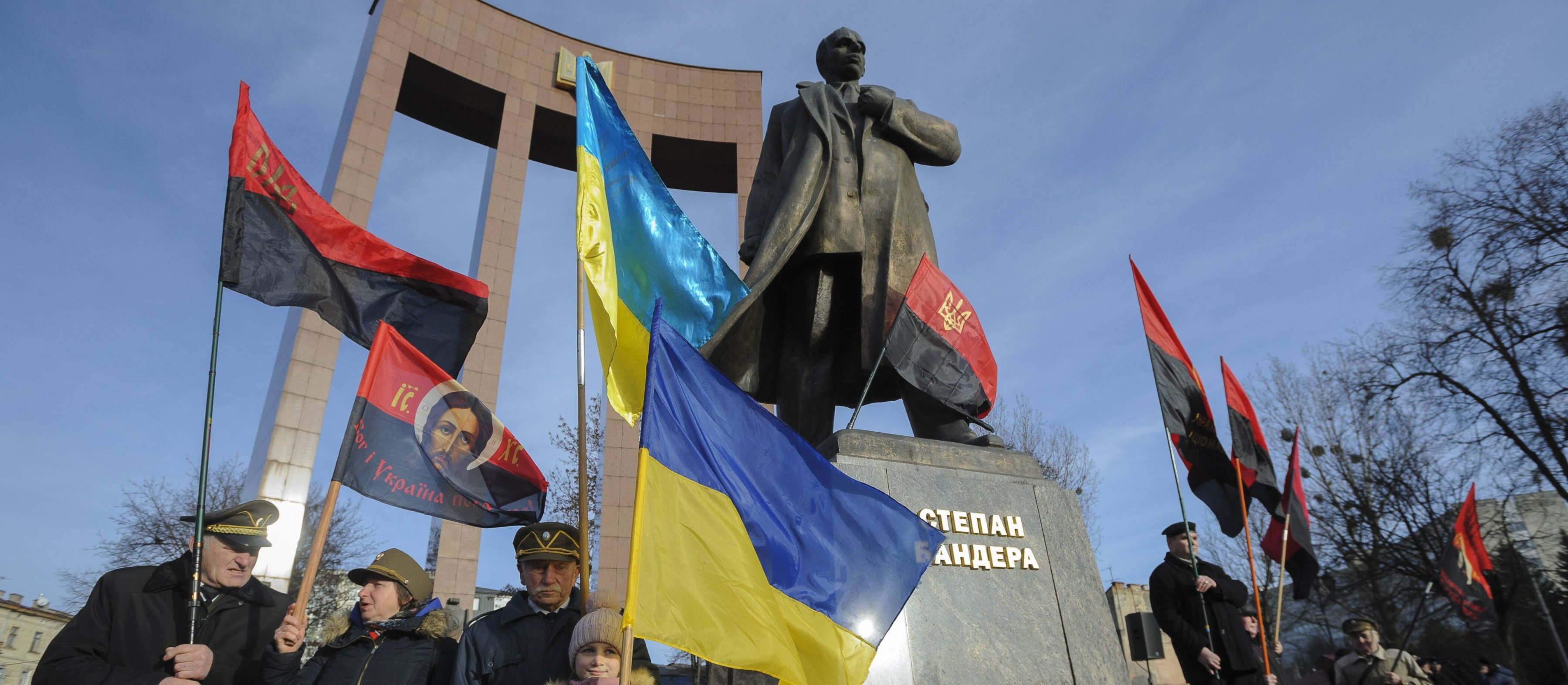 Karol Nawrocki wynalazł koło? Jak rozwiązać problem banderowskich symboli