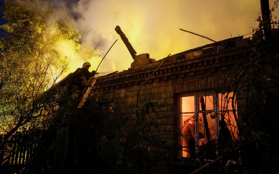 Ukrainie brakuje 27 mld dolarów na wojnę. A Rosja nasila ataki