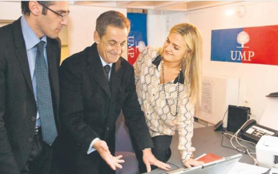 Nicolas Sarkozy oddaje głos w sobotnich wyborach na szefa partii