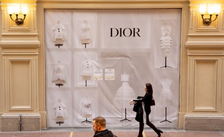 Zamknięty sklep Diora w moskiewskim GUMie