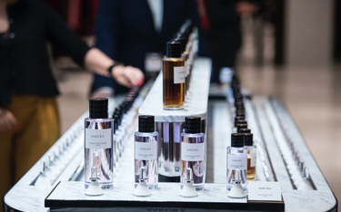 W ostatnich latach w perfumeriach coraz częściej można spotkać zapachy mocne, trwałe, mające utrzyma