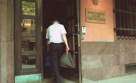 Dyplomatą zostanie osoba bez aplikacji i doświadczenia