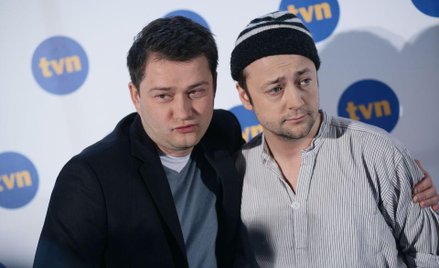 Czesław Mozil (z prawej) jest jurorem "X Factor" w TVN. Pierwszą edycję prowadził prezenter TVN24 Ja