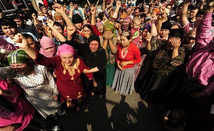 Protest ujgurskich kobiet w Urumczi