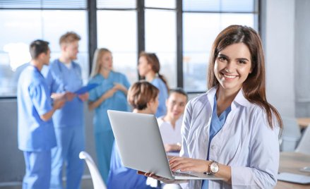 Pielęgniarki i położne dostaną pieniądze na informatyzację