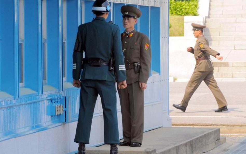Żołnierze na granicy koreańskiej