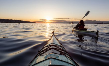Jak amortyzować domek kempingowy, kajak i rower