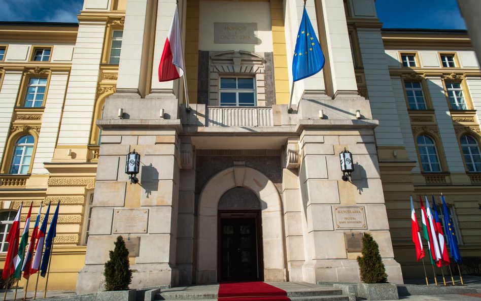 W rządzie znów spór o OZE. Chodzi o ustawę sieciową