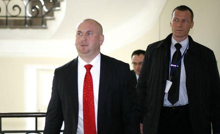 Szef CBA Paweł Wojtunik (z lewej)