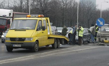 Trudno o zwrot kosztów za samochód zastępczy