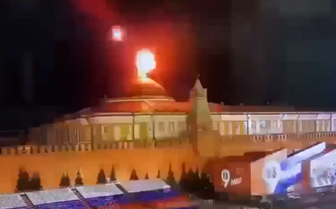 Moment eksplozji drona nad Kremlem