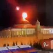 Moment eksplozji drona nad Kremlem