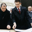 Były wiceminister infrastruktury Zbigniew Rynasiewicz (na zdjęciu z lewej) w tym tygodniu dostał zar