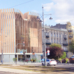 Drewniany hotel w centrum Łodzi. To dzieło polskiego studia