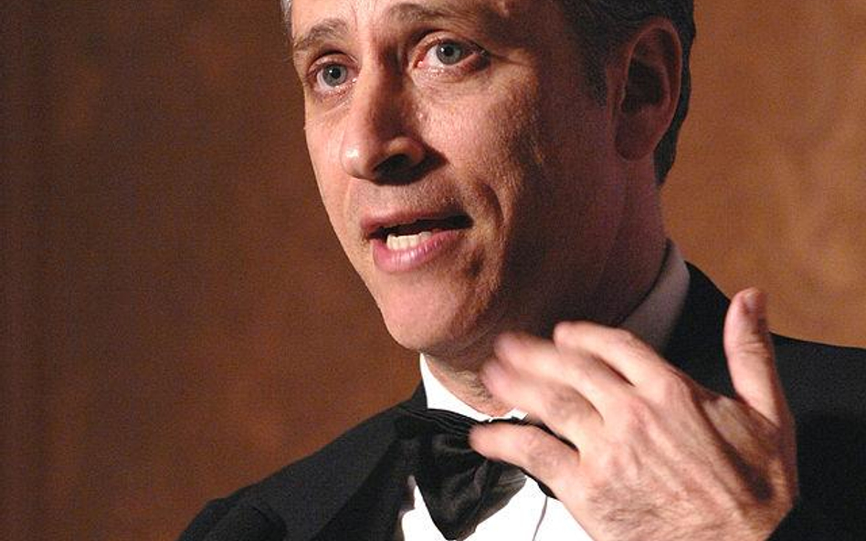 Jon Stewart (zdjęcie z 2008 r./Fot. Departament Obrony USA)