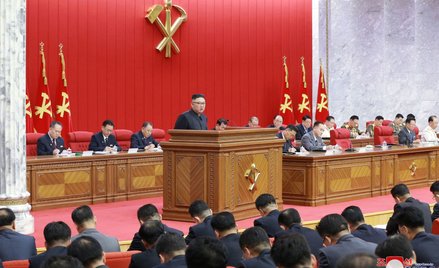 Korea Północna: Kim Dzong Un mówi o "napiętej sytuacji żywnościowej"