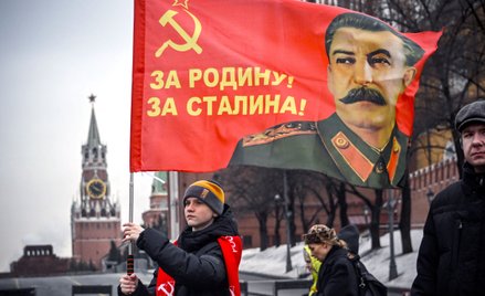 W Rosji Władimira Putina kwitnie kult Józefa Stalina