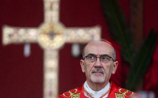 Kardynał Pierbattista Pizzaballa, łaciński patriarcha Jerozolimy, odprawia nabożeństwo w Kościele Ws