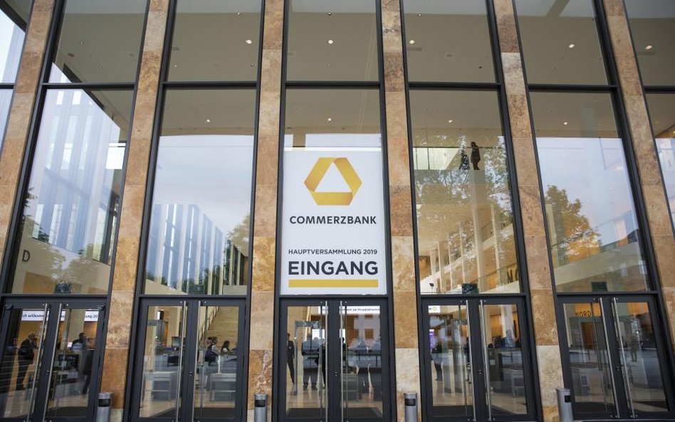 Holendrzy w grze o Commerzbank
