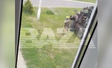 Rosyjski bojownik na terenie obwodu biełgorodzkiego
