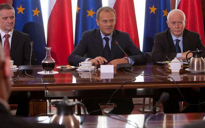 Spotkanie premiera Donalda Tuska z szefami OFE