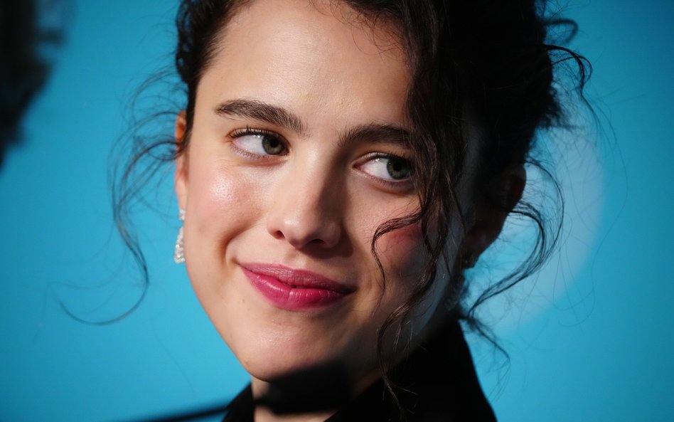 Margaret Qualley zdobyła popularność grając w serialu "Sprzątaczka".