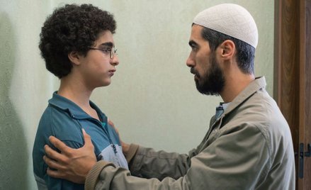 Ahmed (Idir Ben Addi) i Imam Youssouf (Othmane Moumen) w filmie „Młody Ahmed”