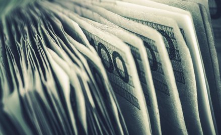 39 proc. polskich spółek mniej inwestuje przez pandemię