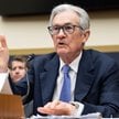 Jerome Powell, przewodniczący Rady Gubernatorów Systemu Rezerwy Federalnej, nie przejął się groźbami