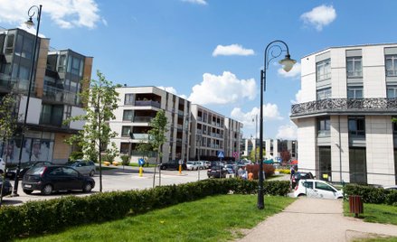 Wyższe zadłużenie i niższa płynność gotówkowa wśród deweloperów