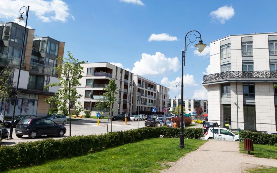 Wyższe zadłużenie i niższa płynność gotówkowa wśród deweloperów