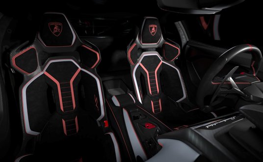 Lamborghini Revuelto SV
