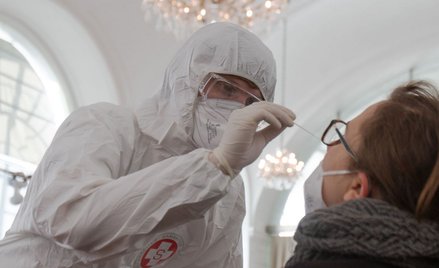 Ile jest wariantów koronawirusa? Brytyjski minister odpowiada