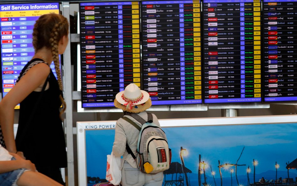 Przez wojnę nie możesz wrócić z urlopu? Co na to prawo pracy