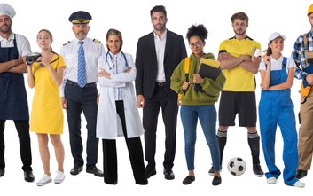 Warszawiacy zarabiają coraz mniej, spada liczba zatrudnionych