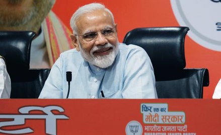 Narendra Damodardas Modi (ur. 1950 r.), premier Indii od 26 maja 2014 r., przywódca partii Bharatiya