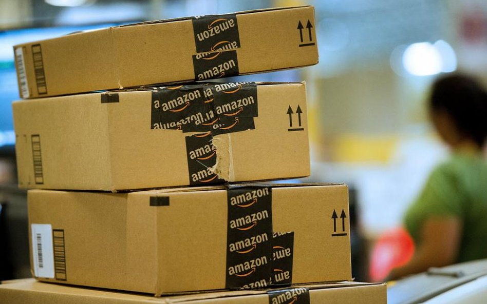 Amazon otwiera dwa centra logistyczne w Czechach