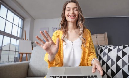 Konto firmowe założymy podczas połączenia wideo